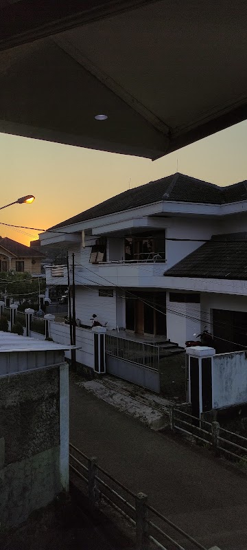 Rumah Sewa Harian Cisokan