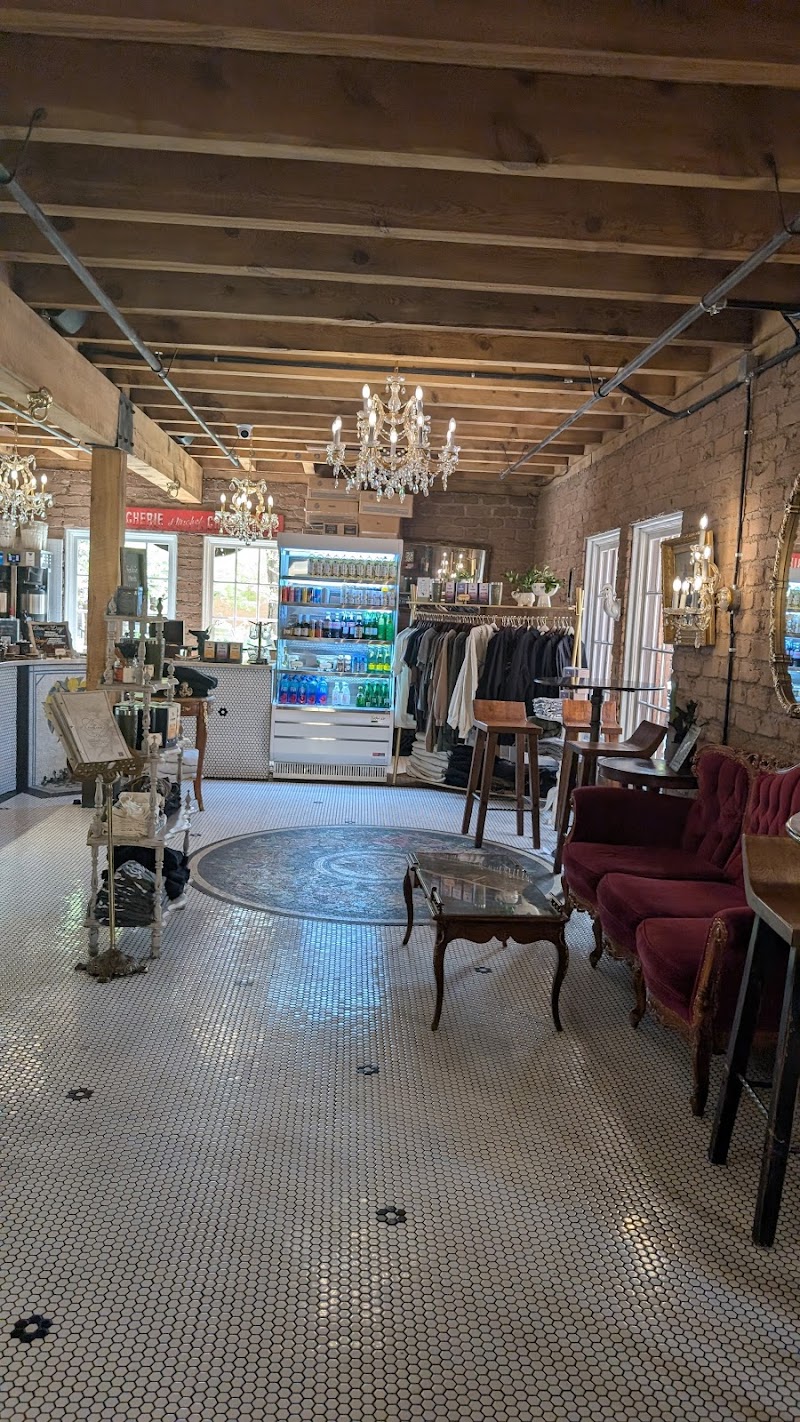 Cafe Feellove photo 2