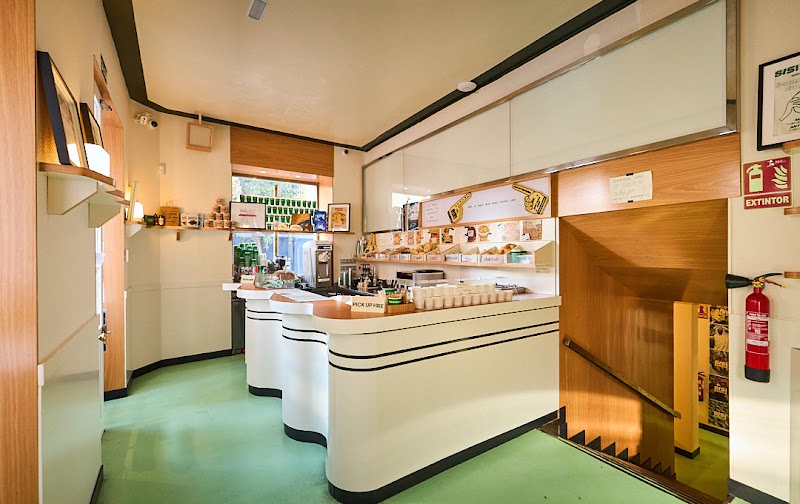 Si Si Bagels & Coffee - Malasaña