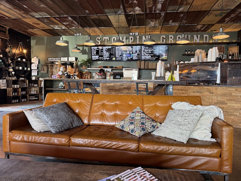 Stompin' Grounds Coffee House photo 3