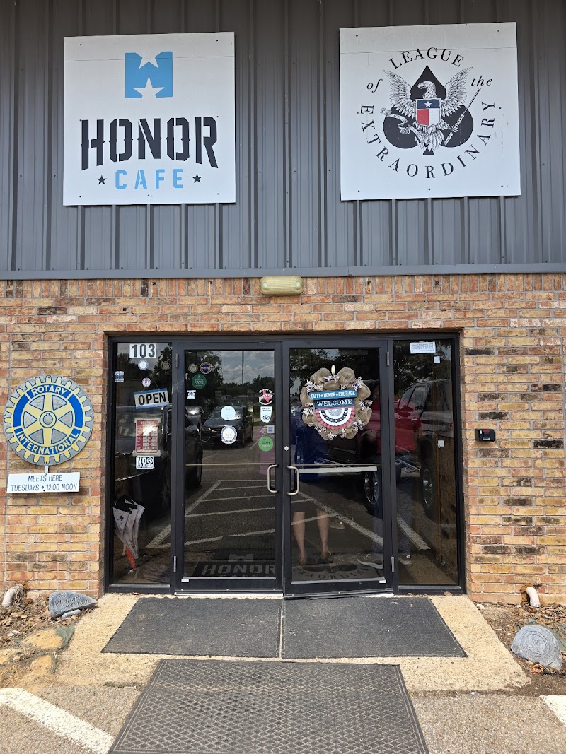 Honor Cafe Conroe photo 4