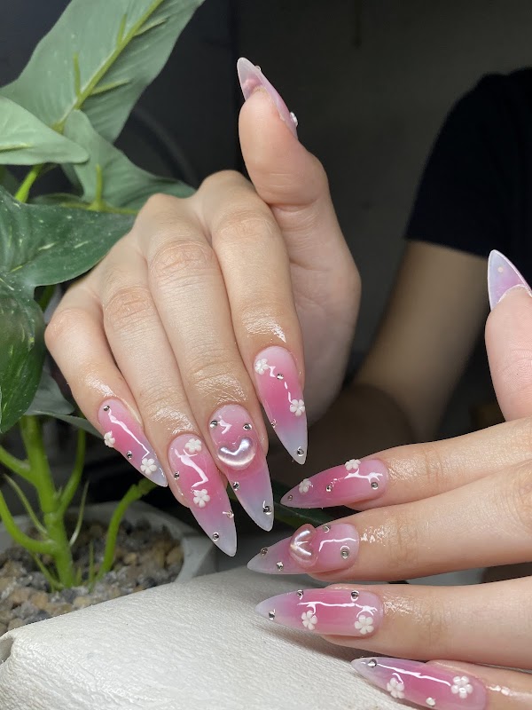 lalash & nails