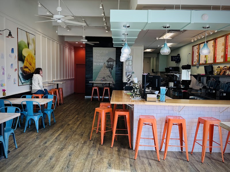 Tropical Smoothie Cafe photo 4