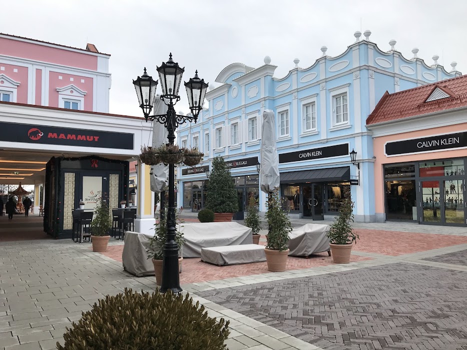 Designer Outlet Parndorf fotoğraf 1