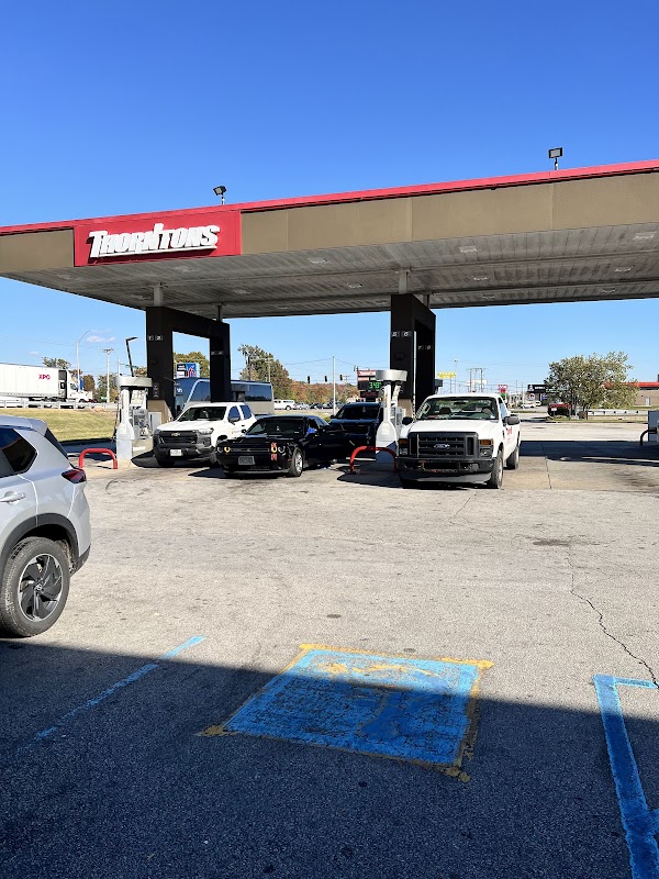 THORNTONS #261021 exterior