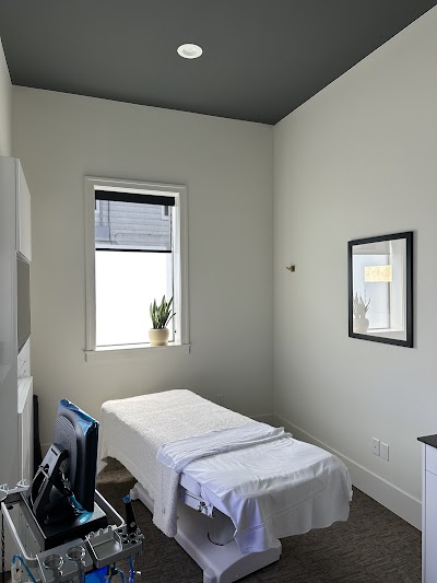 RegenCen: Dr. Gustav Lo, MD photo 4