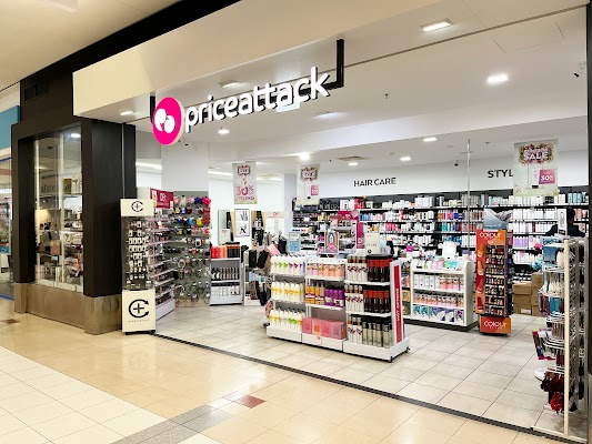 Price Attack Elizabeth photo 3