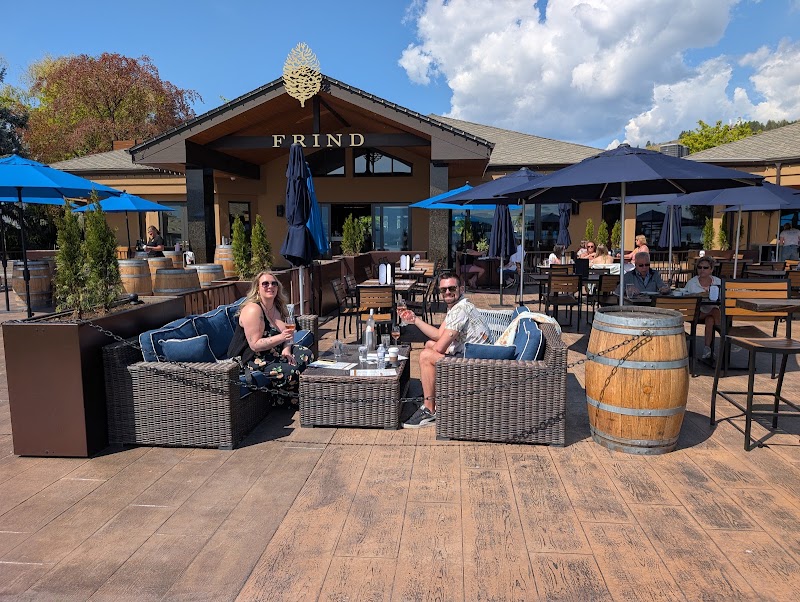 Annie's Beach Cafe & Lounge photo 4