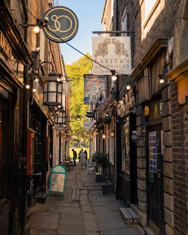 Brewers Lane 1